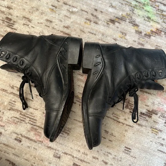 Ariat boots style no. 56701 size 7.5 - Picture 4 of 10